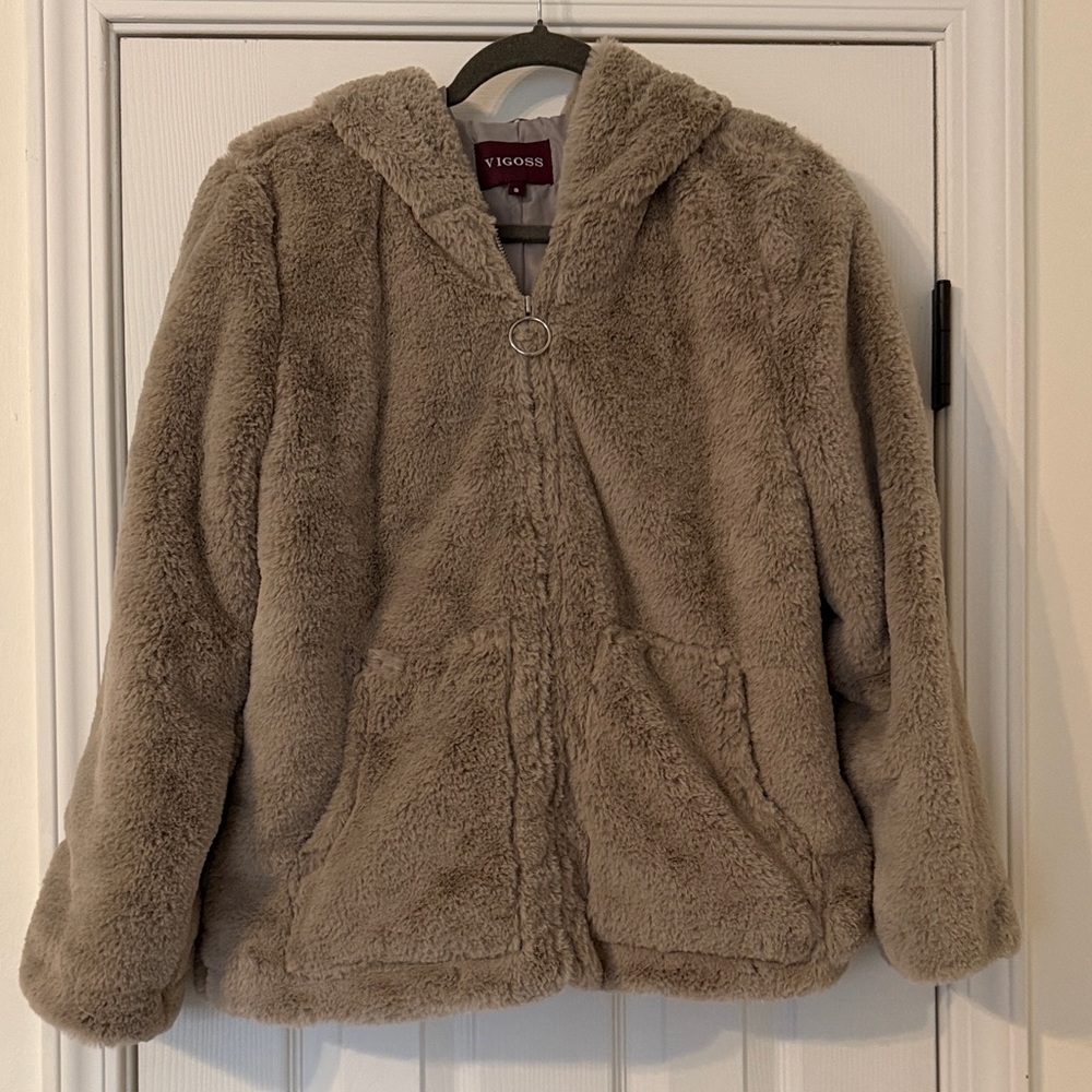 Vigoss Women's Faux Fur Hooded Jacket in Tan NWOT